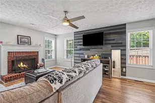 861 Madison View Ln, Lawrenceville, GA 30045 - Photo 6