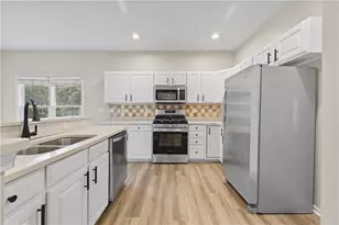 628 Vista Terrace, Stone Mountain, GA 30087 - Photo 14