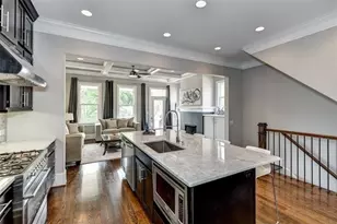 342 Brownstones Circle, Atlanta, GA 30312 - Photo 4