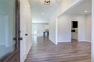 14 Brownwood Dr SE, Cartersville, GA 30120 - Photo 4