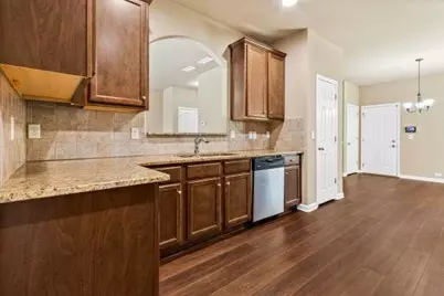 3920 Lake Manor Way, Atlanta, GA 30349 - Photo 6