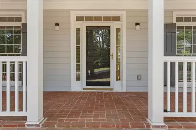 8965 Laurel Way, Alpharetta, GA 30022 - Photo 4
