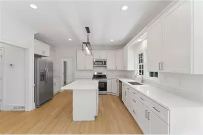 8965 Laurel Way, Johns Creek, GA 30022 - Photo 16
