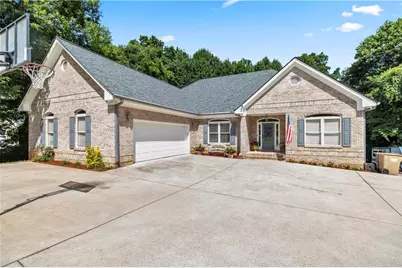 6426 Kettle Creek Way, Flowery Branch, GA 30542 - Photo 2