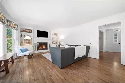 335 Woodchuck Court, Roswell, GA 30076 - Photo 8