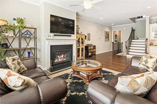 1011 Milhaven Dr, Roswell, GA 30076 - Photo 8