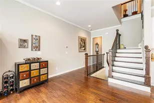 1011 Milhaven Dr, Roswell, GA 30076 - Photo 10
