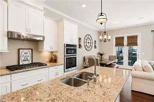 1011 Milhaven Dr, Roswell, GA 30076 - Photo 8