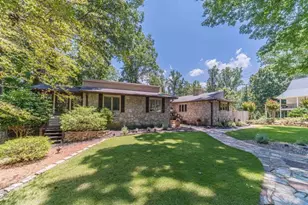 45 Lakepoint Dr, Dawsonville, GA 30534 - Photo 2