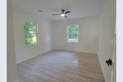 172 S Thomas Street, Elberton, GA 30635 - Photo 12