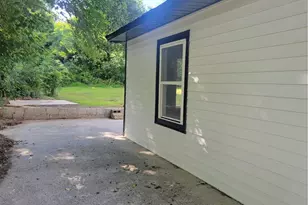 172 S Thomas St, Elberton, GA 30635 - Photo 32