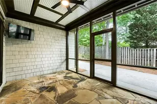 3406 Keswick Ct, Chamblee, GA 30341 - Photo 12