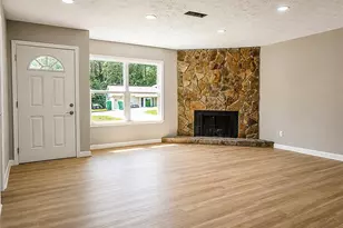 1818 Petite Ln, Lithonia, GA 30058 - Photo 4