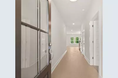 8315 Creekside Overlook Drive, Gainesville, GA 30506 - Photo 6