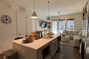 1279 Viney Pl, Atlanta, GA 30318 - Photo 2