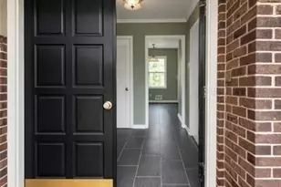 4093 Hideaway Dr, Tucker, GA 30084 - Photo 2