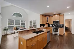 7055 Devonhall Way, Johns Creek, GA 30097 - Photo 14