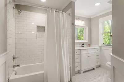 1724 Belle Isle Circle NE, Atlanta, GA 30329 - Photo 22
