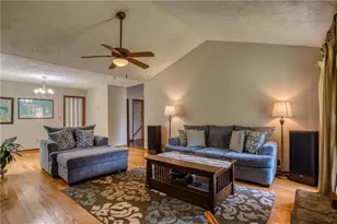 4477 Grier Dr, Snellville, GA 30039 - Photo 4