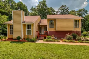 4477 Grier Dr, Snellville, GA 30039 - Photo 2