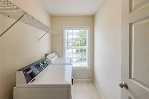 9025 Friarbridge Dr, Suwanee, GA 30024 - Photo 28