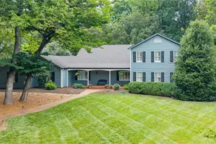 1904 Rena Ln, Dalton, GA 30720 - Photo 2