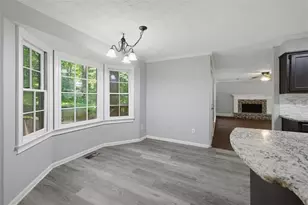 805 Connell Ln, Lawrenceville, GA 30044 - Photo 14