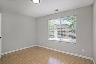 2102 Par Three Way, Lithonia, GA 30038 - Photo 6