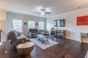 4200 Chatham Ridge Dr, Buford, GA 30518 - Photo 4