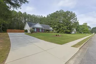 2109 Raegan Ct, Monroe, GA 30655 - Photo 2