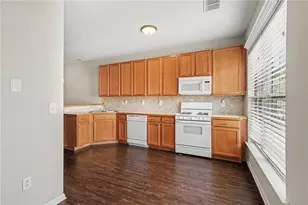 3158 Mill Springs Circle, Buford, GA 30519 - Photo 8