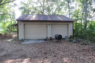 418 Wilbanks St, Baldwin, GA 30511 - Photo 2
