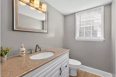 9945 Lake Forest Way, Roswell, GA 30076 - Photo 28
