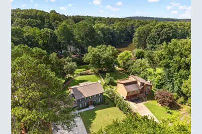 9945 Lake Forest Way, Roswell, GA 30076 - Photo 58