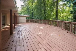 5270 Riverview Rd, Atlanta, GA 30327 - Photo 6