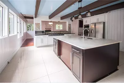 5270 Riverview Road, Atlanta, GA 30327 - Photo 8
