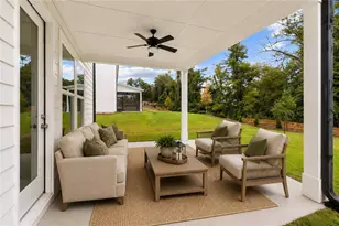 727 Crest Line Trl, Powder Springs, GA 30127 - Photo 2