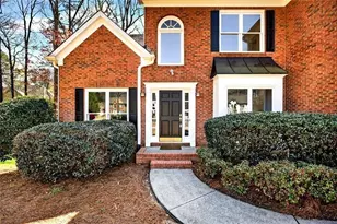 420 Wentworth Downs Ct, Johns Creek, GA 30097 - Photo 2