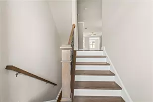 1098 Township Square, Alpharetta, GA 30022 - Photo 6