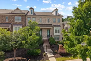 1098 Township Square, Alpharetta, GA 30022 - Photo 2