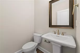 1098 Township Square, Alpharetta, GA 30022 - Photo 20