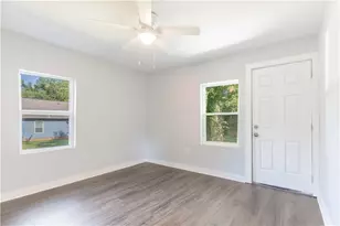 808 Davis St, Monroe, GA 30655 - Photo 4