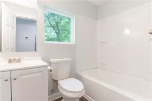 808 Davis St, Monroe, GA 30655 - Photo 18