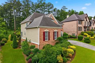 3561 Carriage Glen Way, Dacula, GA 30019 - Photo 2