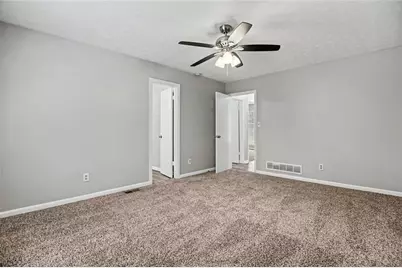 9112 Raven Drive, Jonesboro, GA 30238 - Photo 8