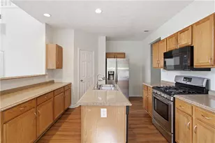 835 Shadow Lake Dr, Lithonia, GA 30058 - Photo 30