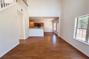 835 Shadow Lake Dr, Lithonia, GA 30058 - Photo 8