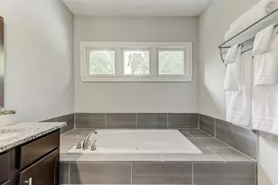 1758 Beacon Hill Blvd NE, Atlanta, GA 30329 - Photo 18