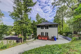 1758 Beacon Hill Blvd NE, Atlanta, GA 30329 - Photo 22