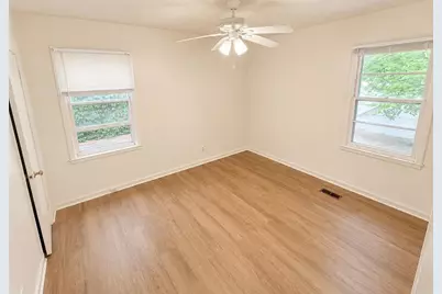 895 Laurel Street, Forest Park, GA 30297 - Photo 10